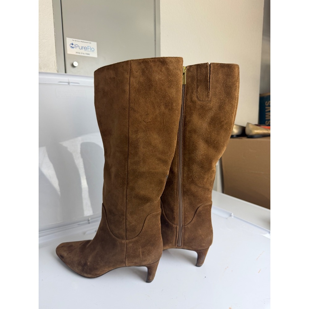 Vince Camuto Brown Suede Knee High Kitten Heel Boots Pointed Toe Side Zip - Picture 3 of 12